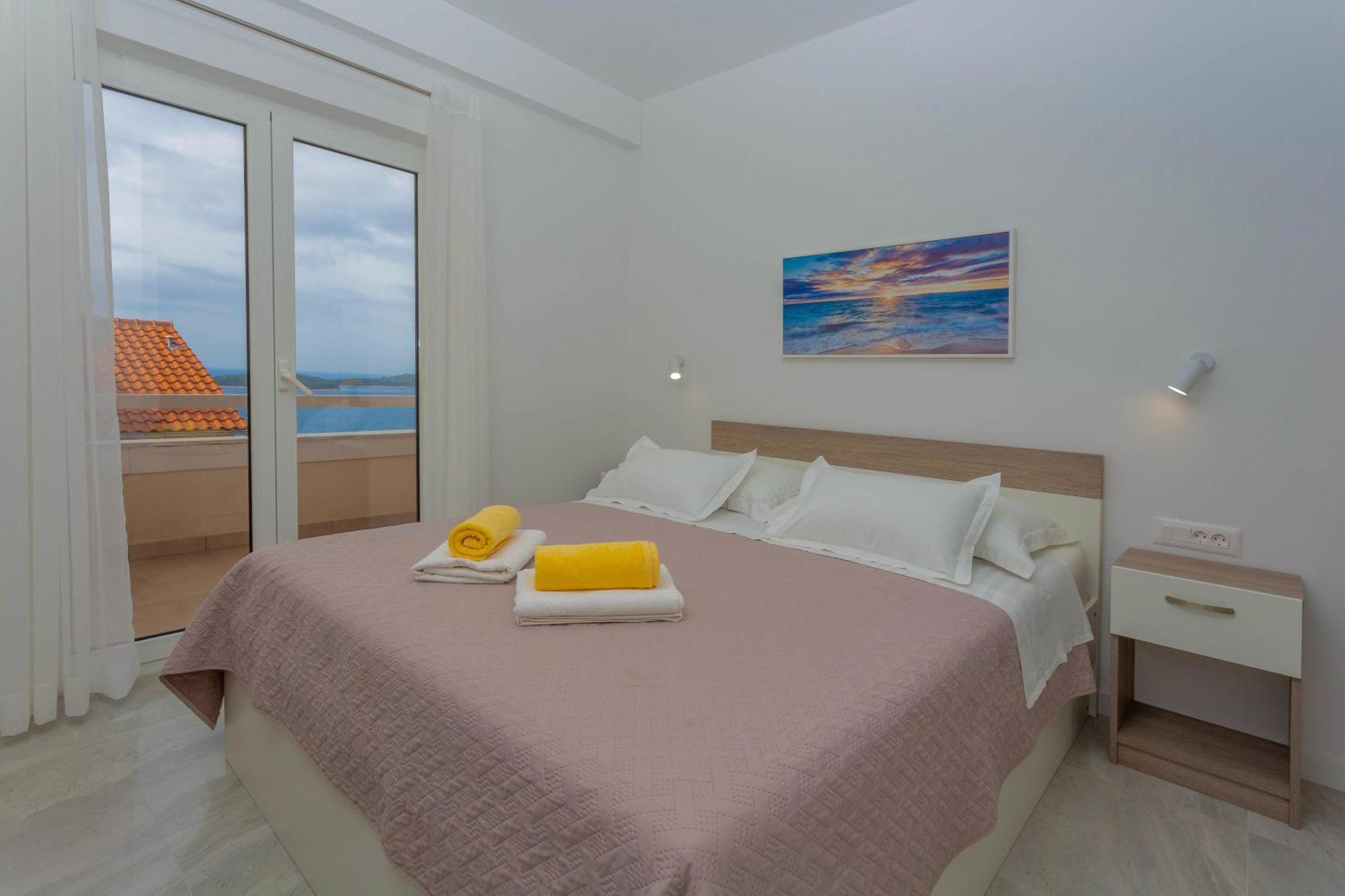 Apartments Tatjana Dominis Хвар Экстерьер фото
