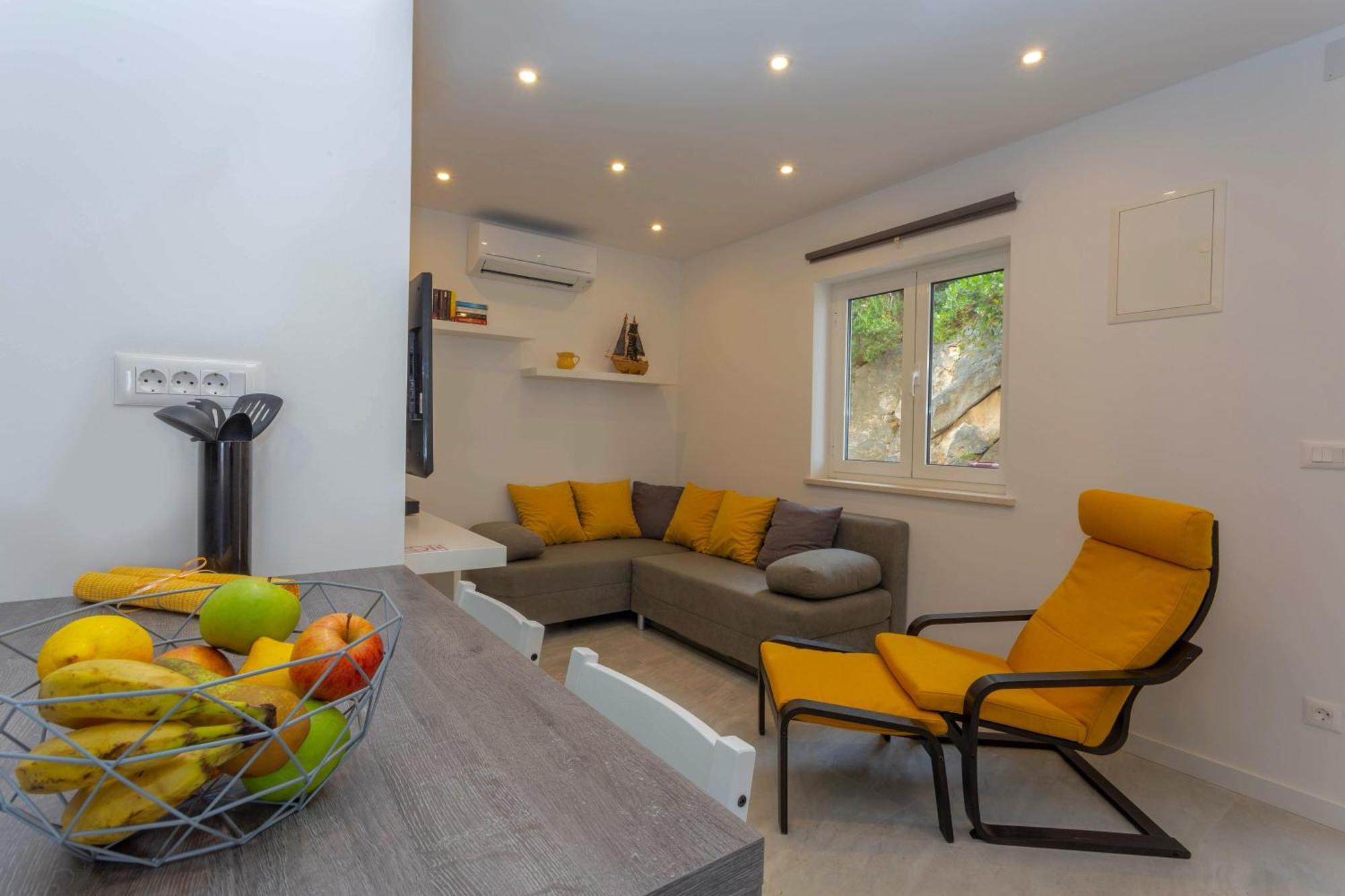 Apartments Tatjana Dominis Хвар Экстерьер фото