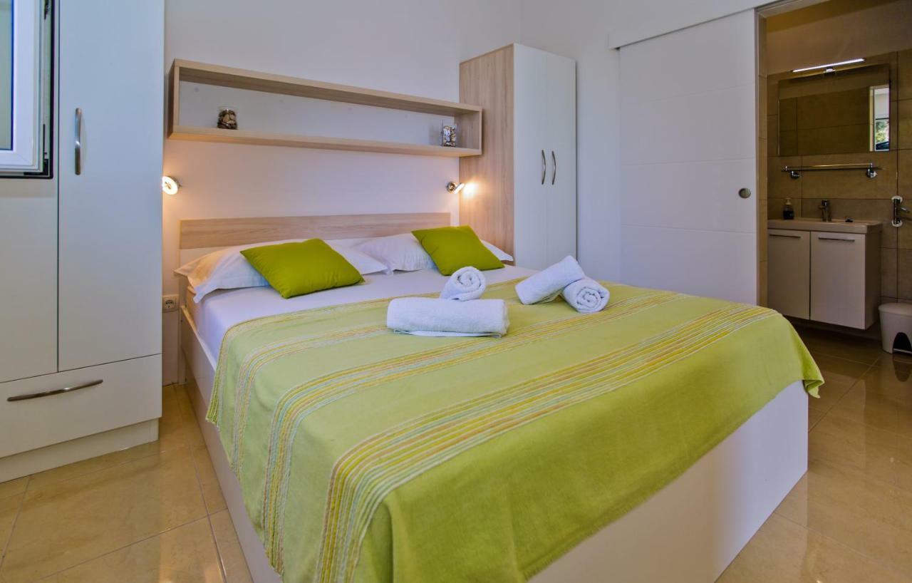 Apartments Tatjana Dominis Хвар Экстерьер фото